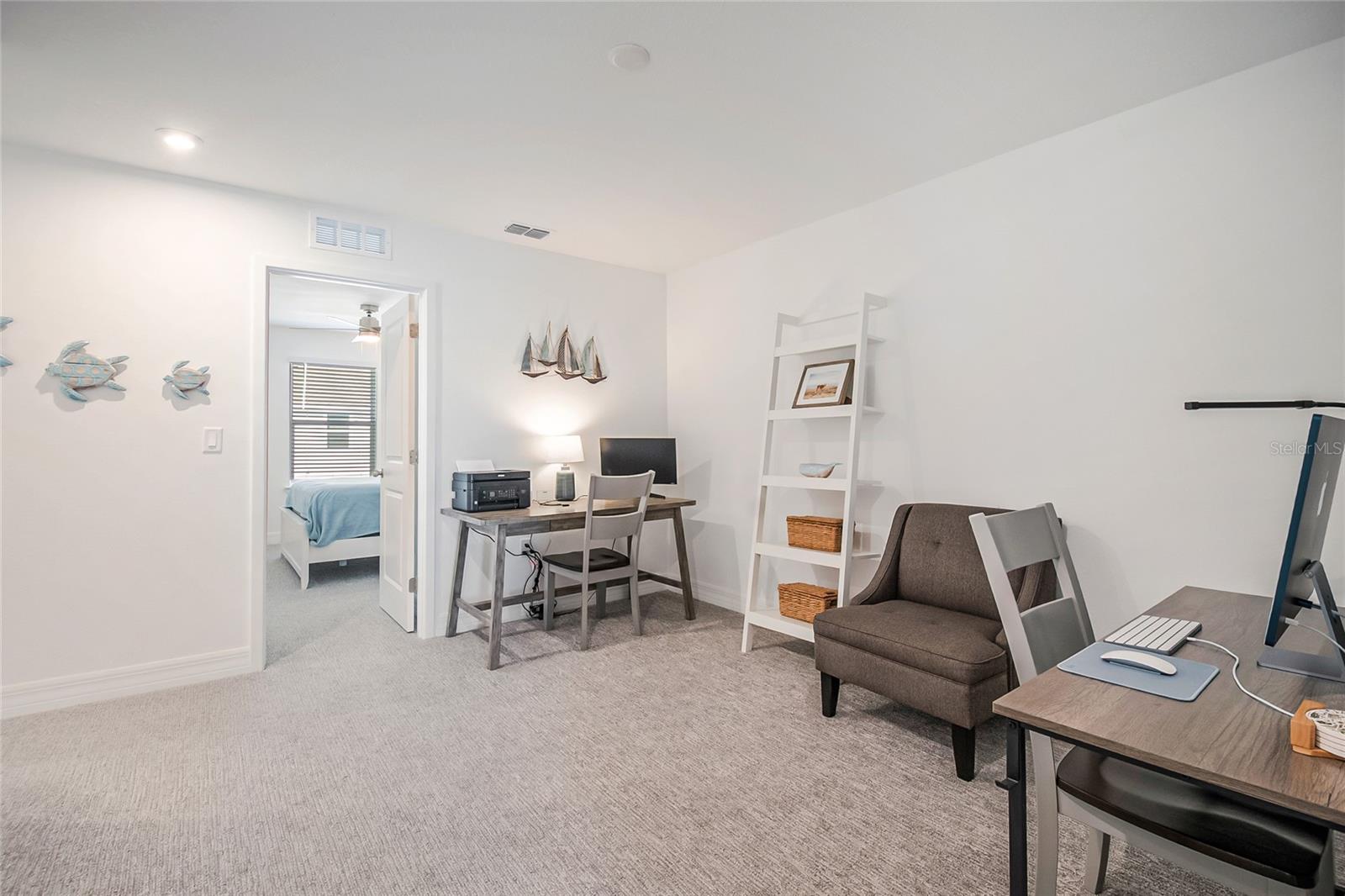 Image 9 of 41 For 9867 Walkway Drive