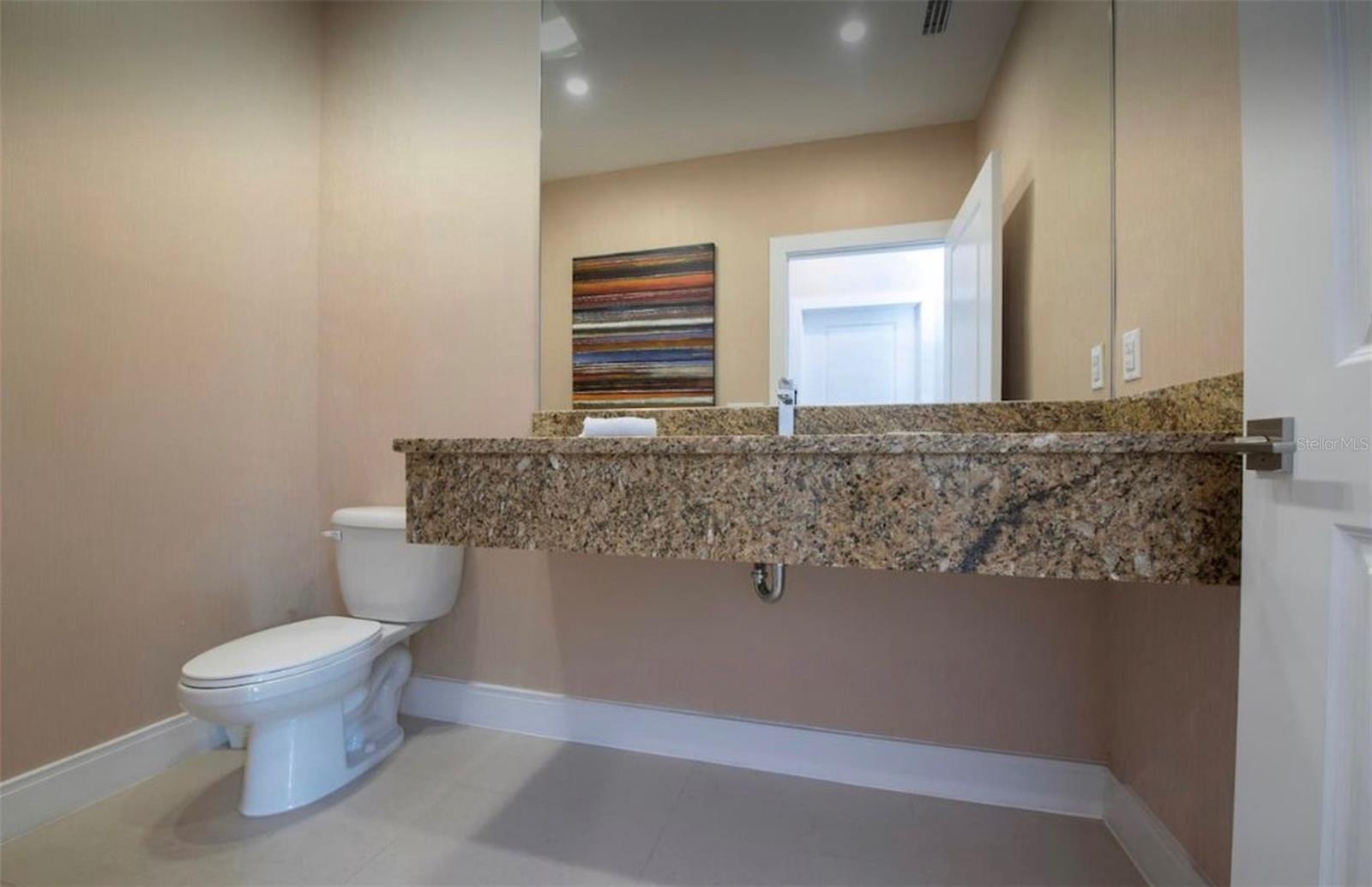 Image 17 of 43 For 3229 Brasilia Avenue