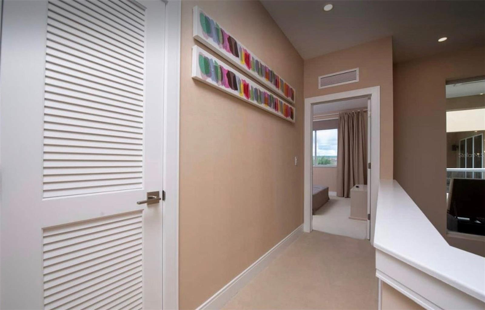 Image 19 of 43 For 3229 Brasilia Avenue