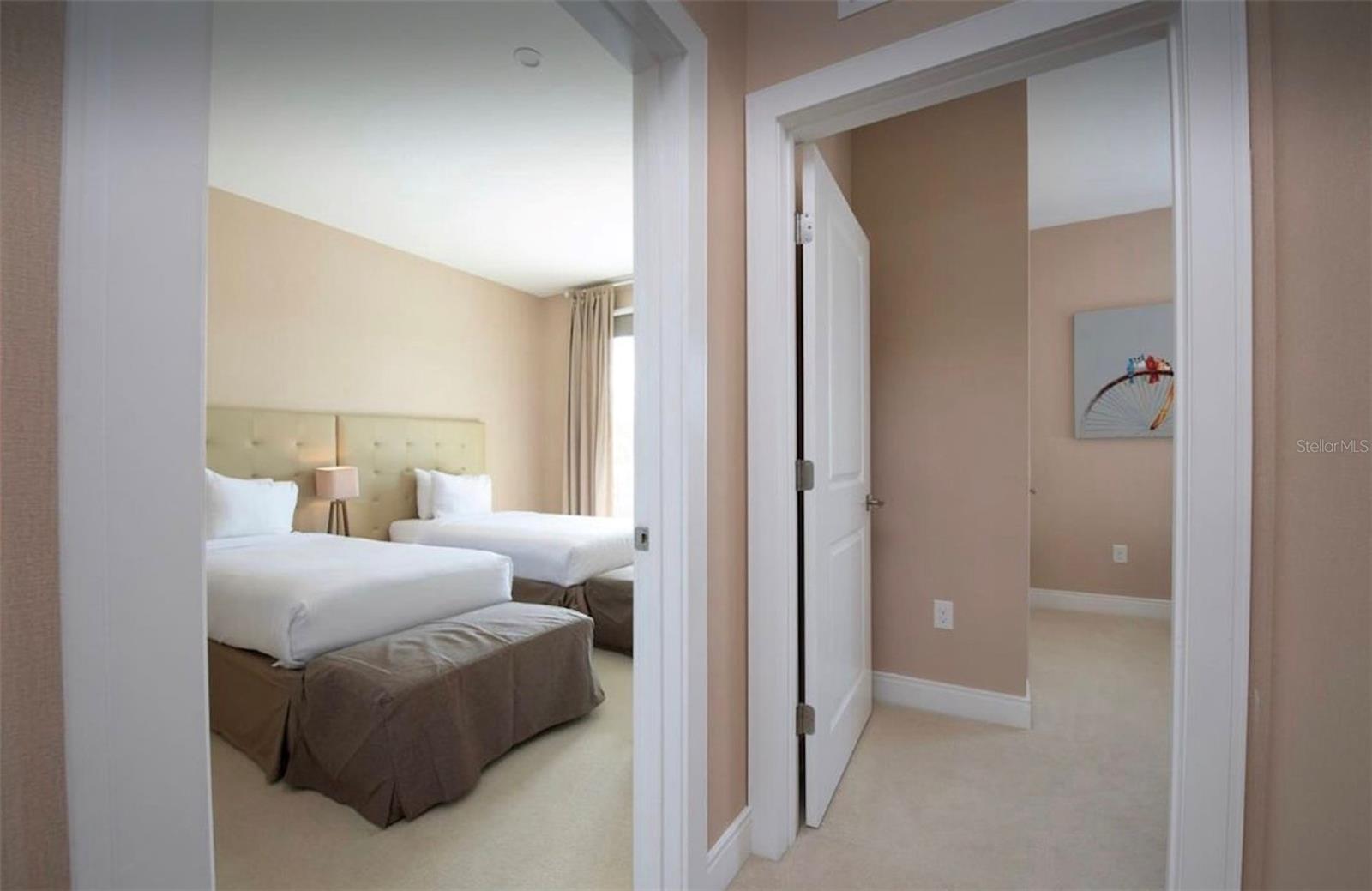 Image 26 of 43 For 3229 Brasilia Avenue