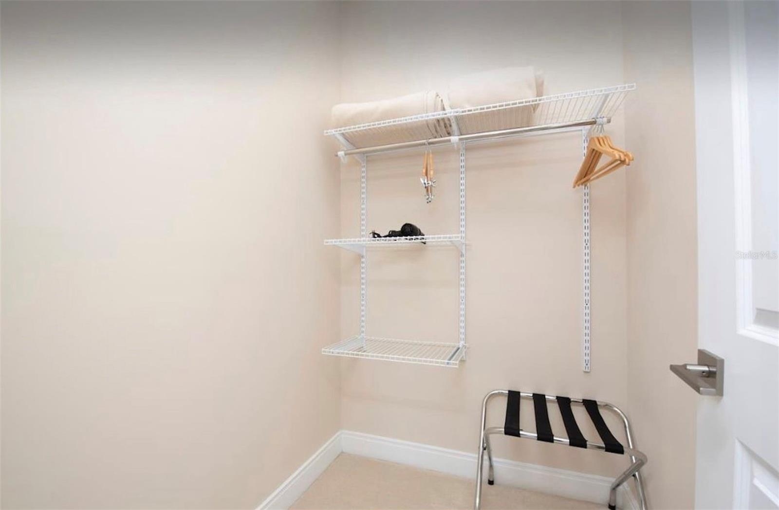 Image 32 of 43 For 3229 Brasilia Avenue