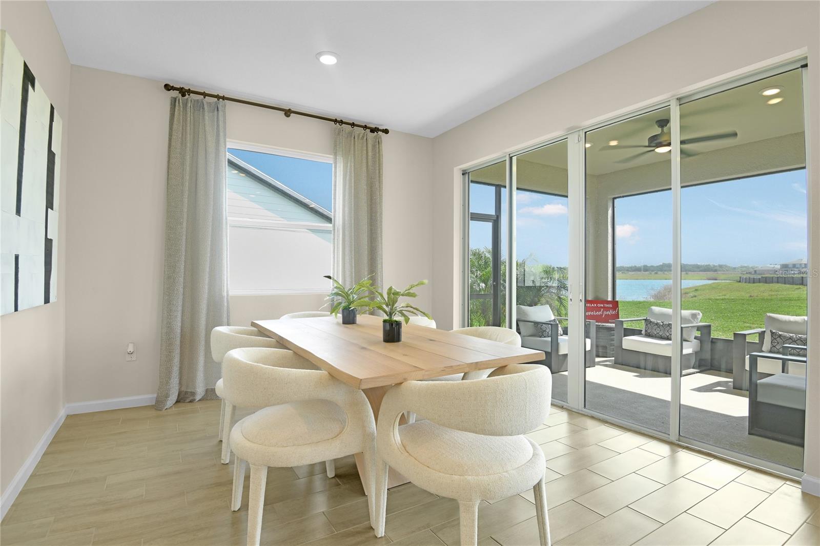 Image 14 of 26 For 14519 Banks Court