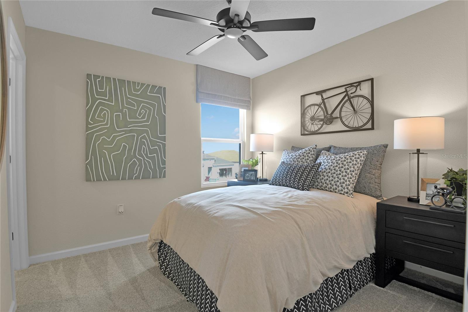 Image 21 of 26 For 14519 Banks Court