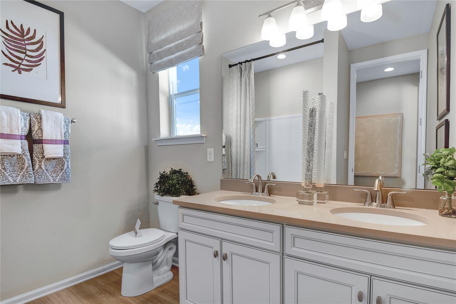 Image 14 of 18 For 2219 Anders Drive