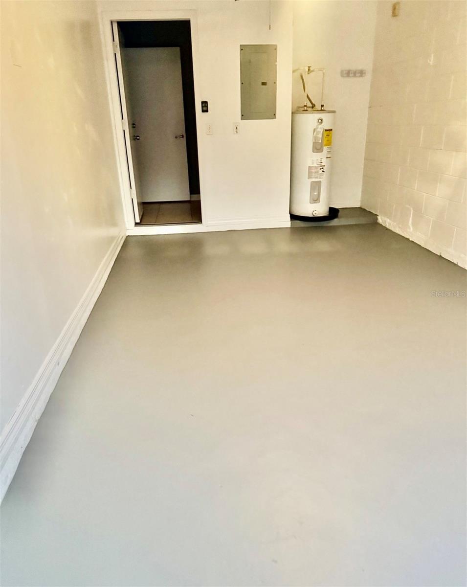 Image 5 of 8 For 9535 Lupine Ave