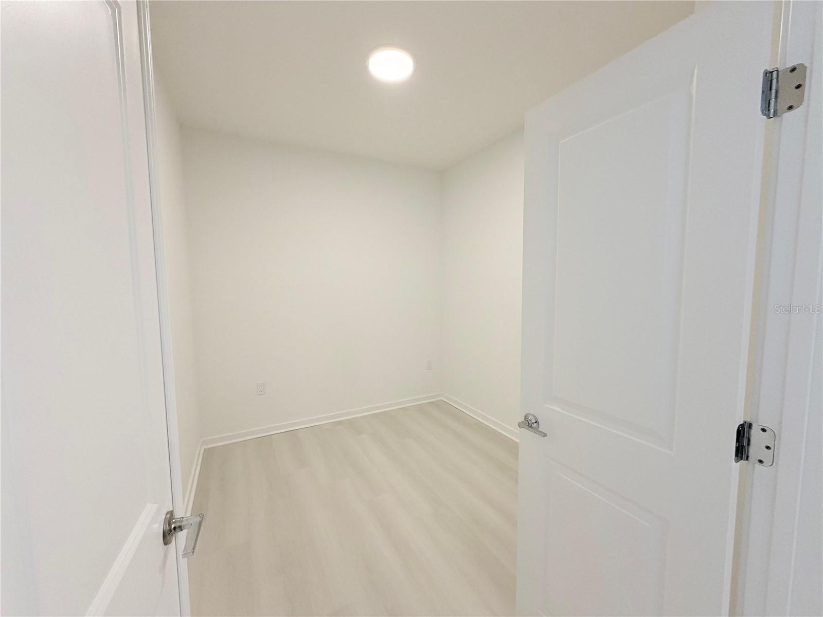 Image 13 of 26 For 5587 Millenia Park Blvd, Unit 221  221