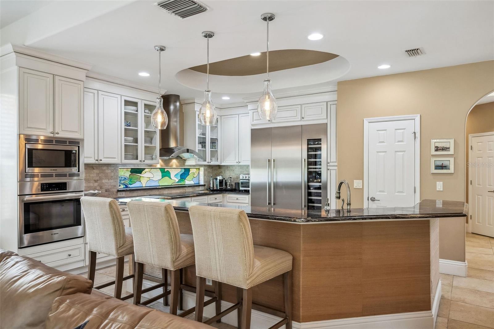 Image 10 of 42 For 7923 Versilia Drive