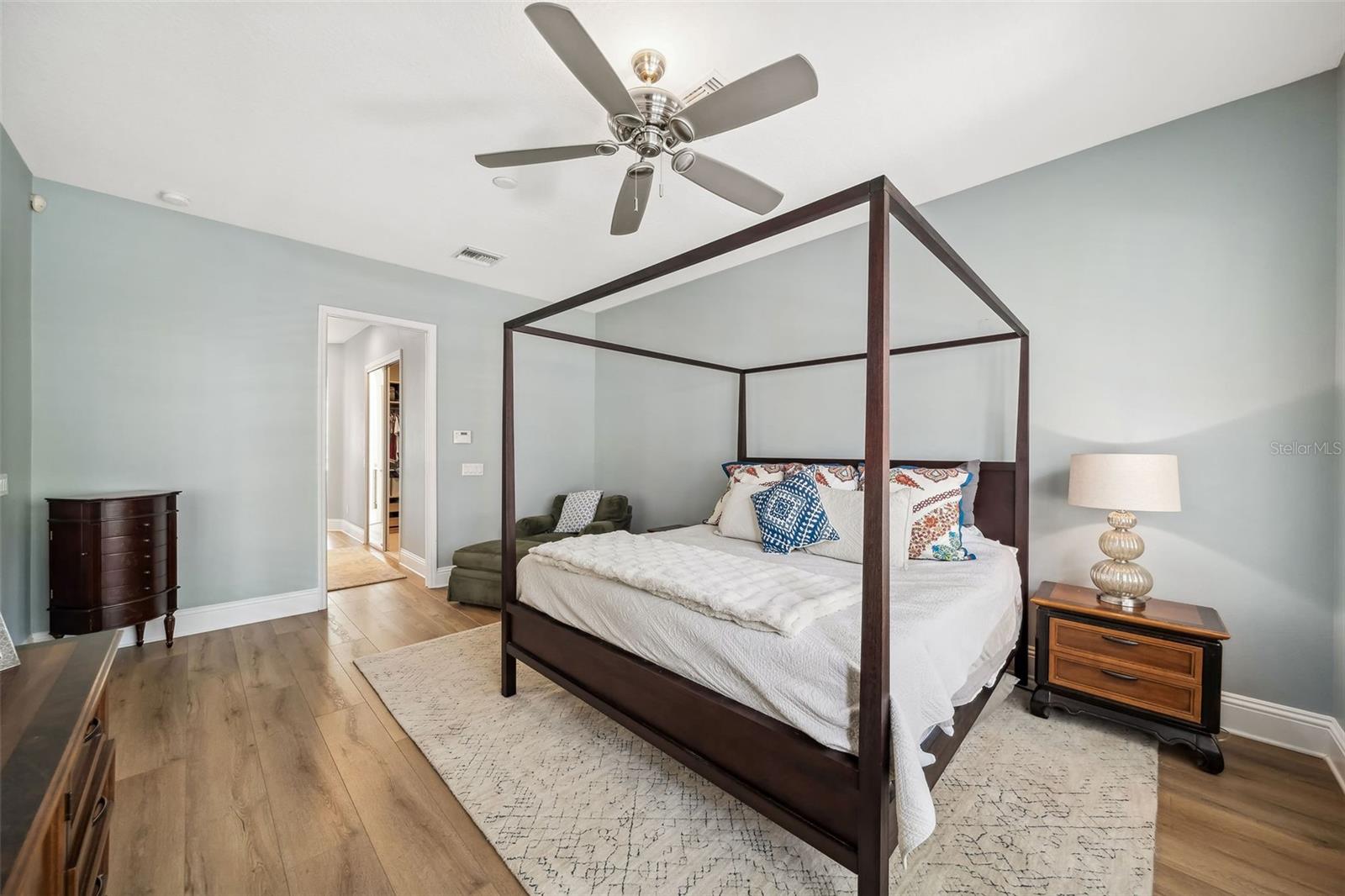 Image 17 of 42 For 7923 Versilia Drive