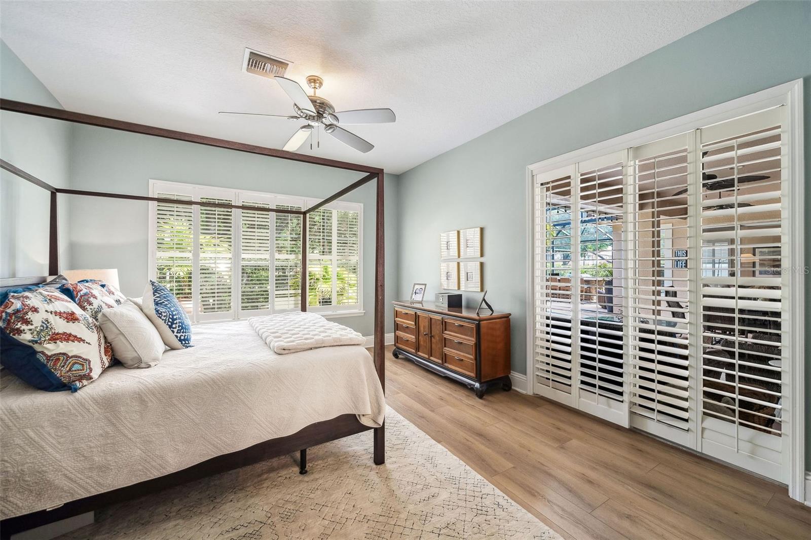 Image 18 of 42 For 7923 Versilia Drive