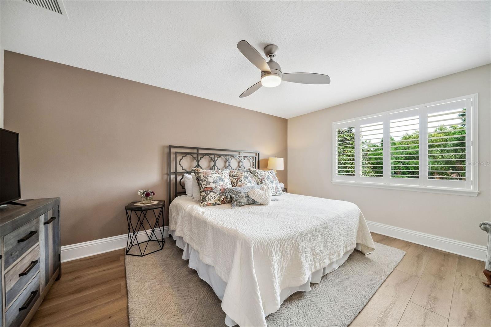 Image 26 of 42 For 7923 Versilia Drive