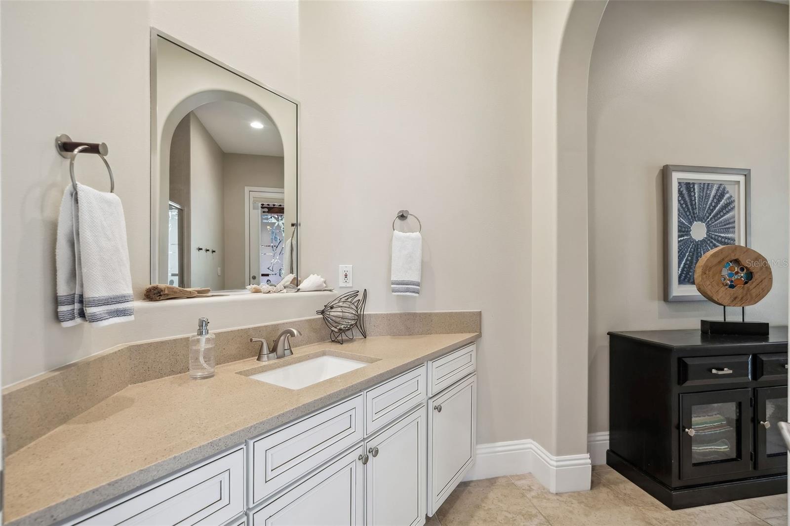 Image 29 of 42 For 7923 Versilia Drive