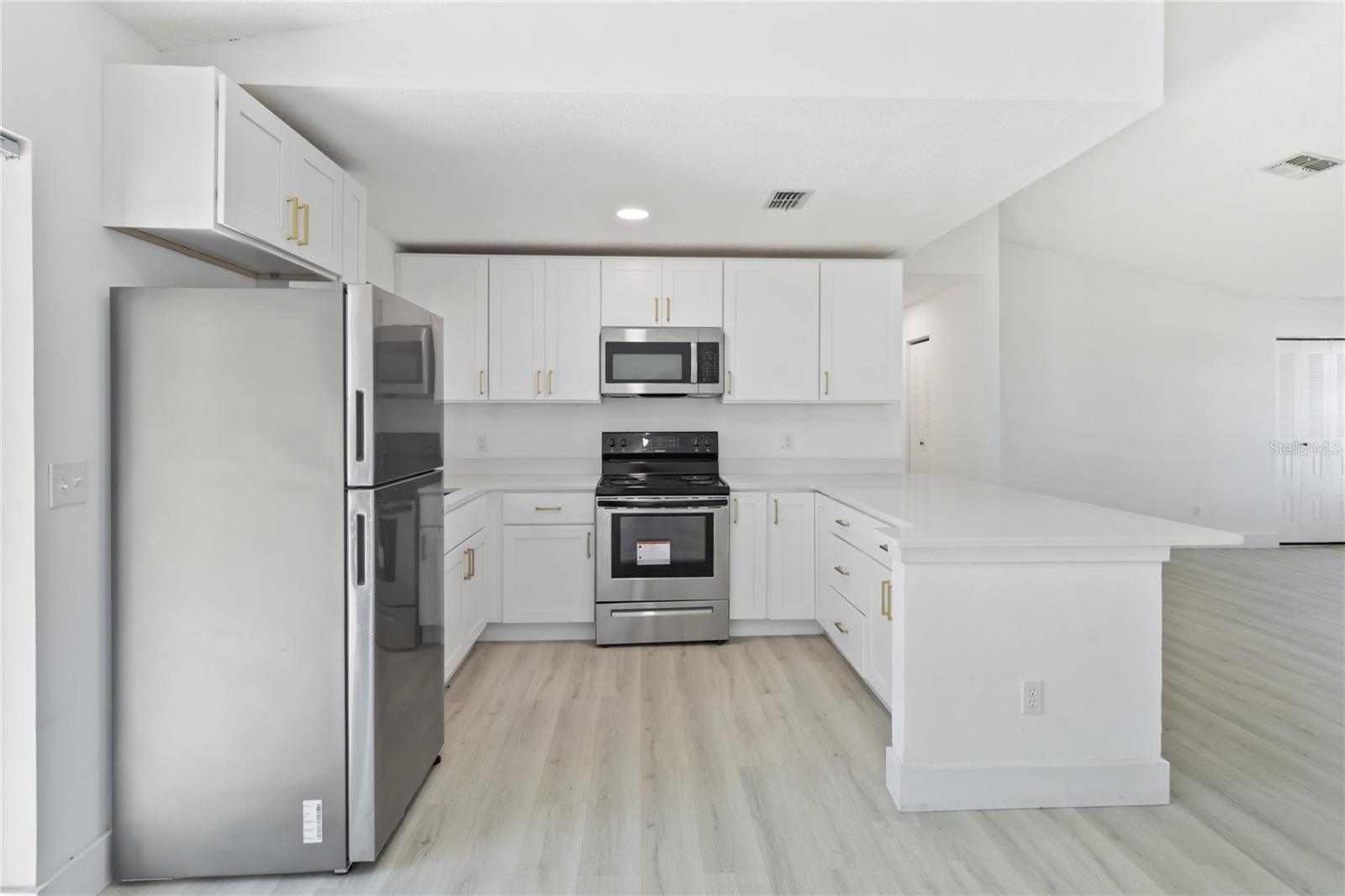 Image 11 of 21 For 11407 Splitwood Lane