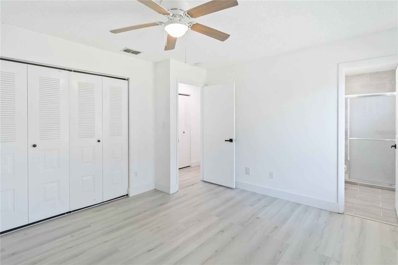 Image 19 of 21 For 11407 Splitwood Lane