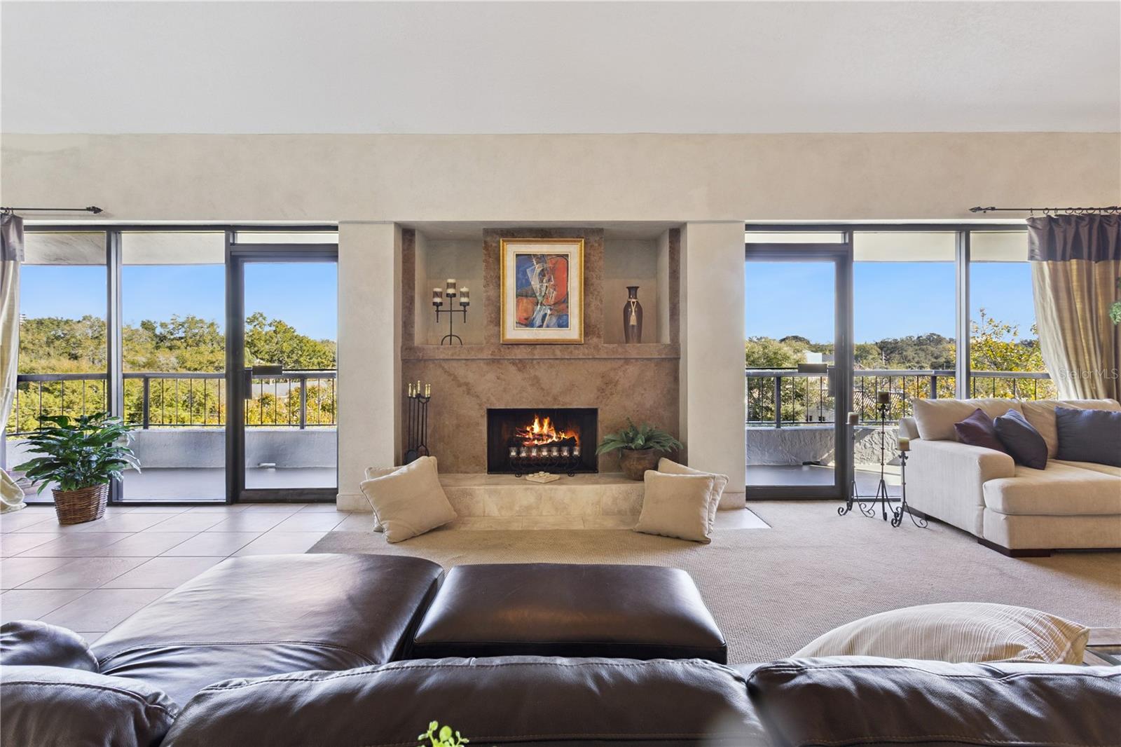 Image 37 of 40 For 401 Robinson Street 303