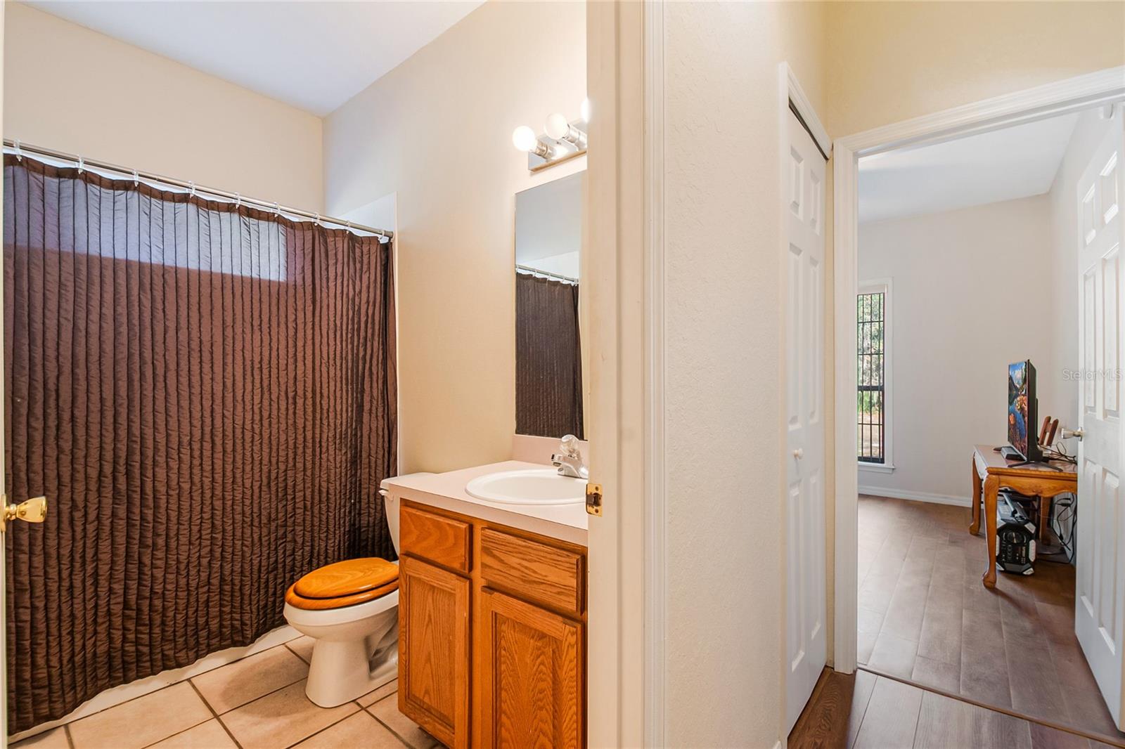 Image 25 of 41 For 8672 Mary Moser Lane