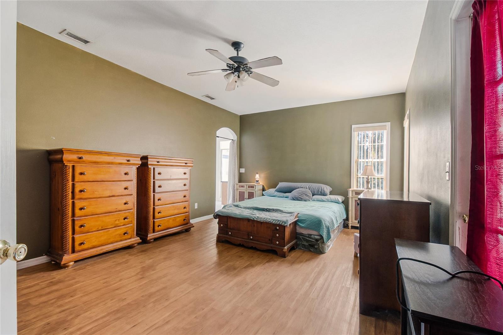 Image 28 of 41 For 8672 Mary Moser Lane