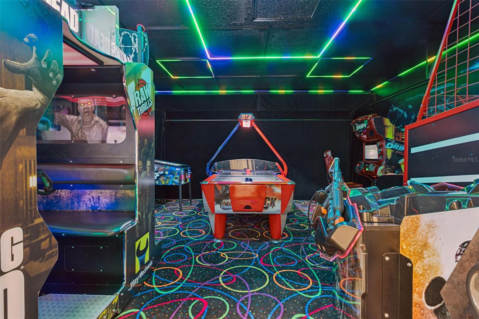 Image 15 of 41 For 16205 Saint Kitts Circle