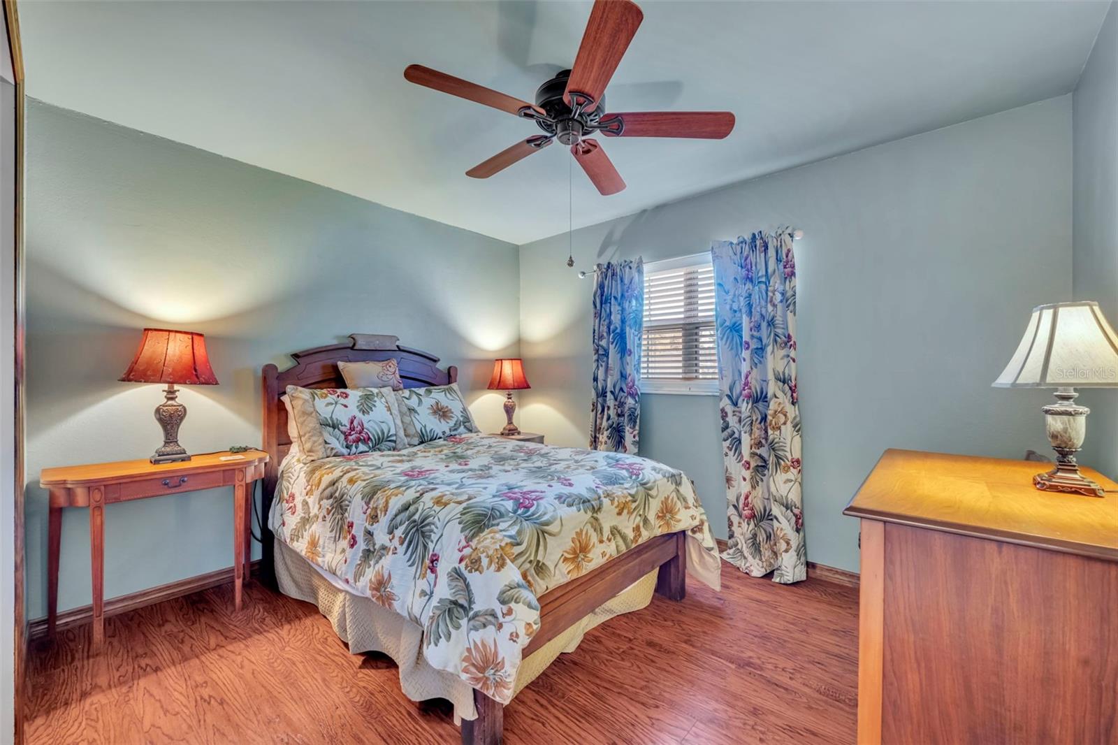 Image 16 of 29 For 606 Ponderosa Drive