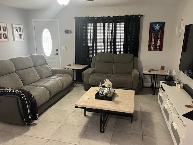 Image 3 of 28 For 653 Rolfe Street