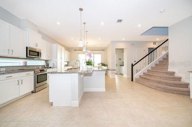 Image 12 of 51 For 13026 Stoddart Avenue