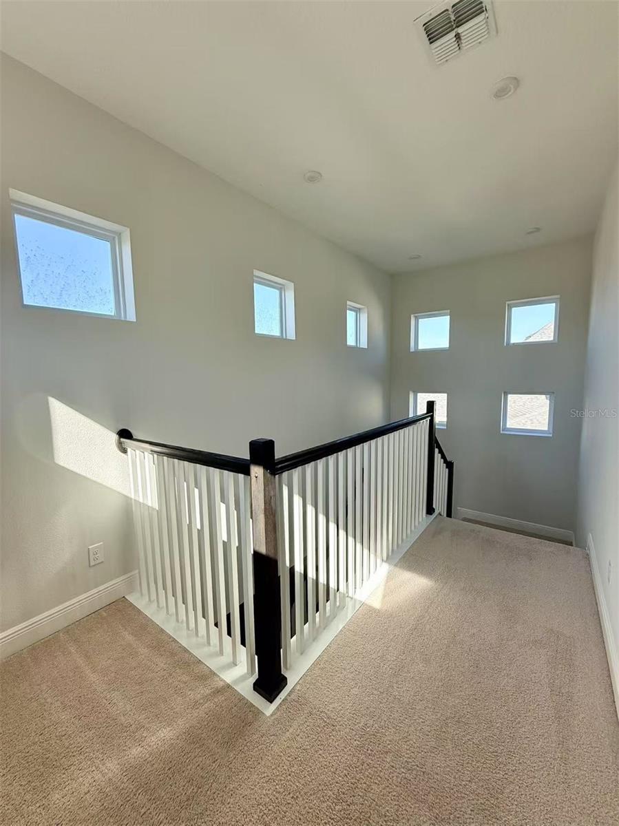 Image 20 of 51 For 13026 Stoddart Avenue