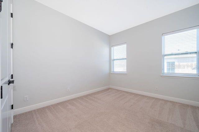 Image 23 of 51 For 13026 Stoddart Avenue