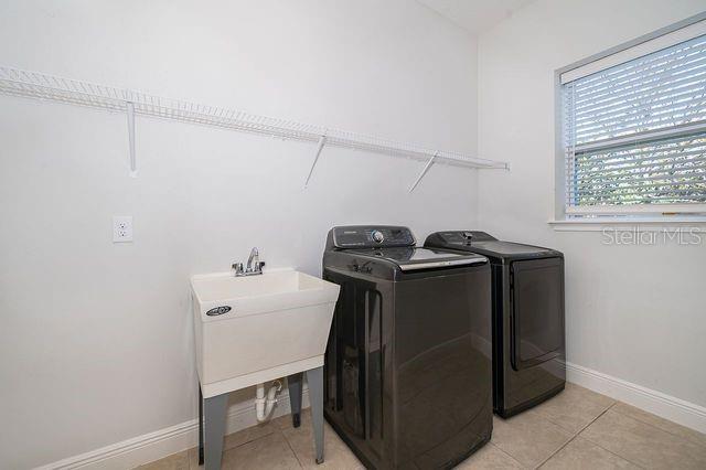 Image 31 of 51 For 13026 Stoddart Avenue