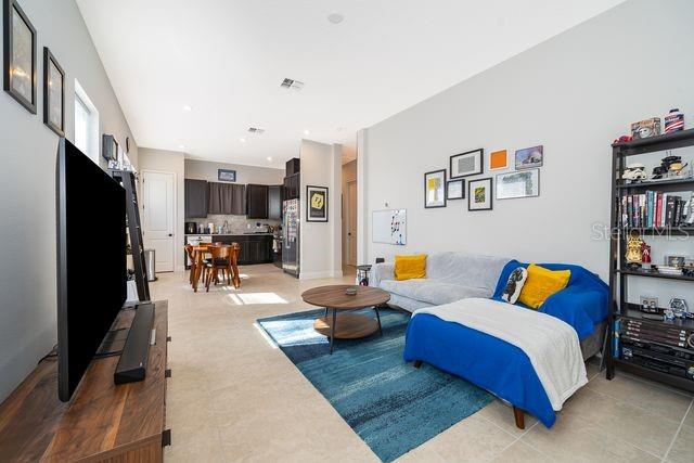 Image 37 of 51 For 13026 Stoddart Avenue