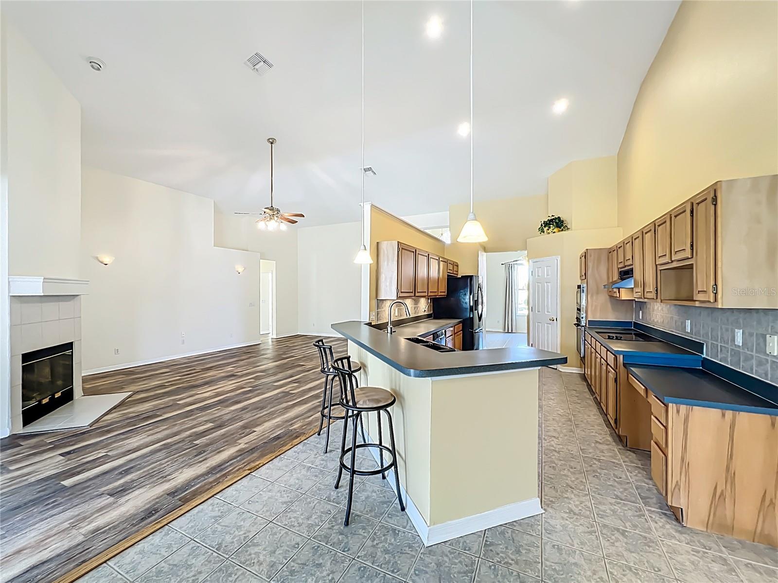 Image 13 of 76 For 2909 Smithfield Drive