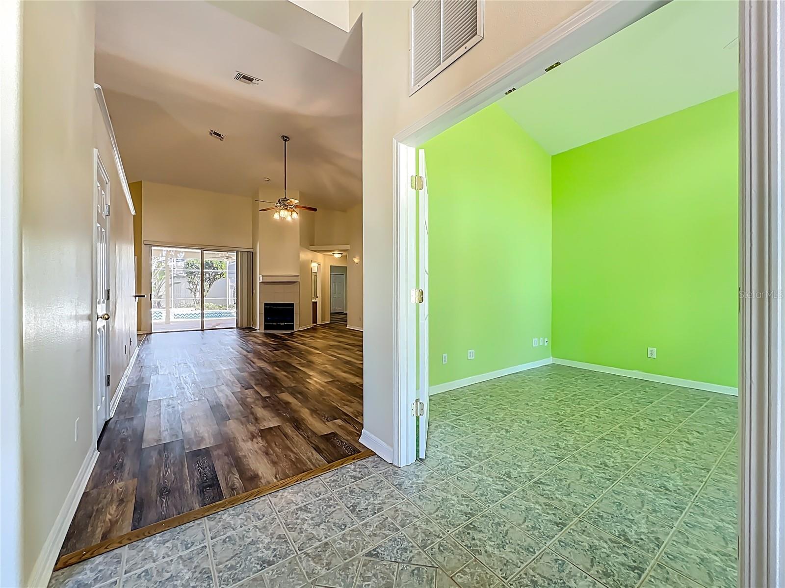 Image 31 of 76 For 2909 Smithfield Drive