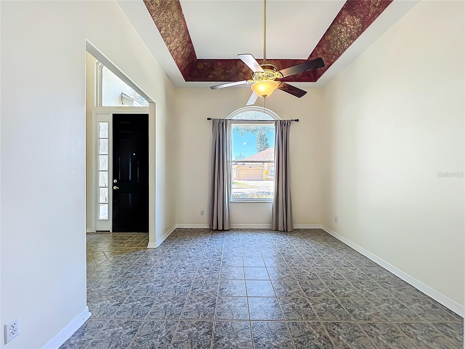 Image 39 of 76 For 2909 Smithfield Drive