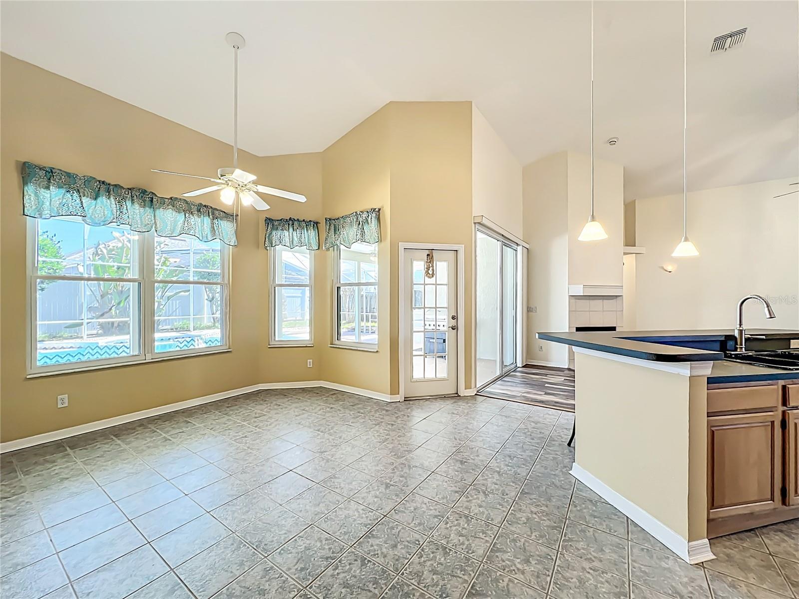 Image 42 of 76 For 2909 Smithfield Drive