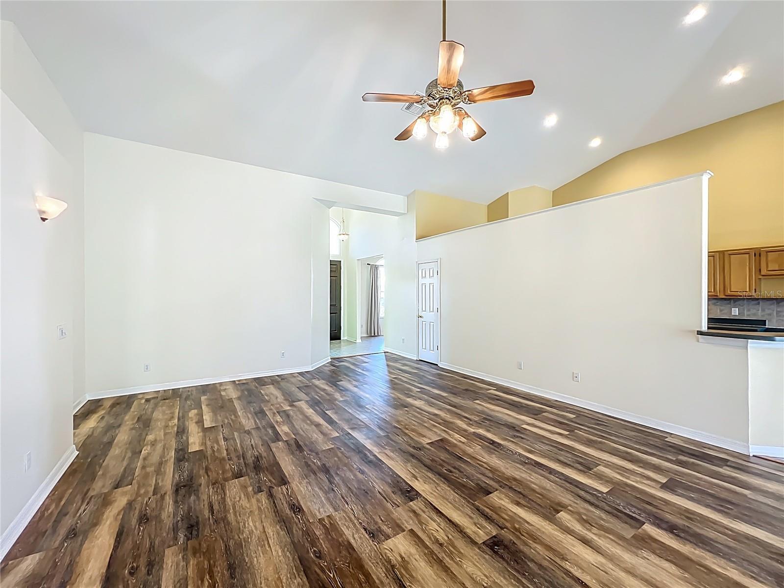 Image 49 of 76 For 2909 Smithfield Drive