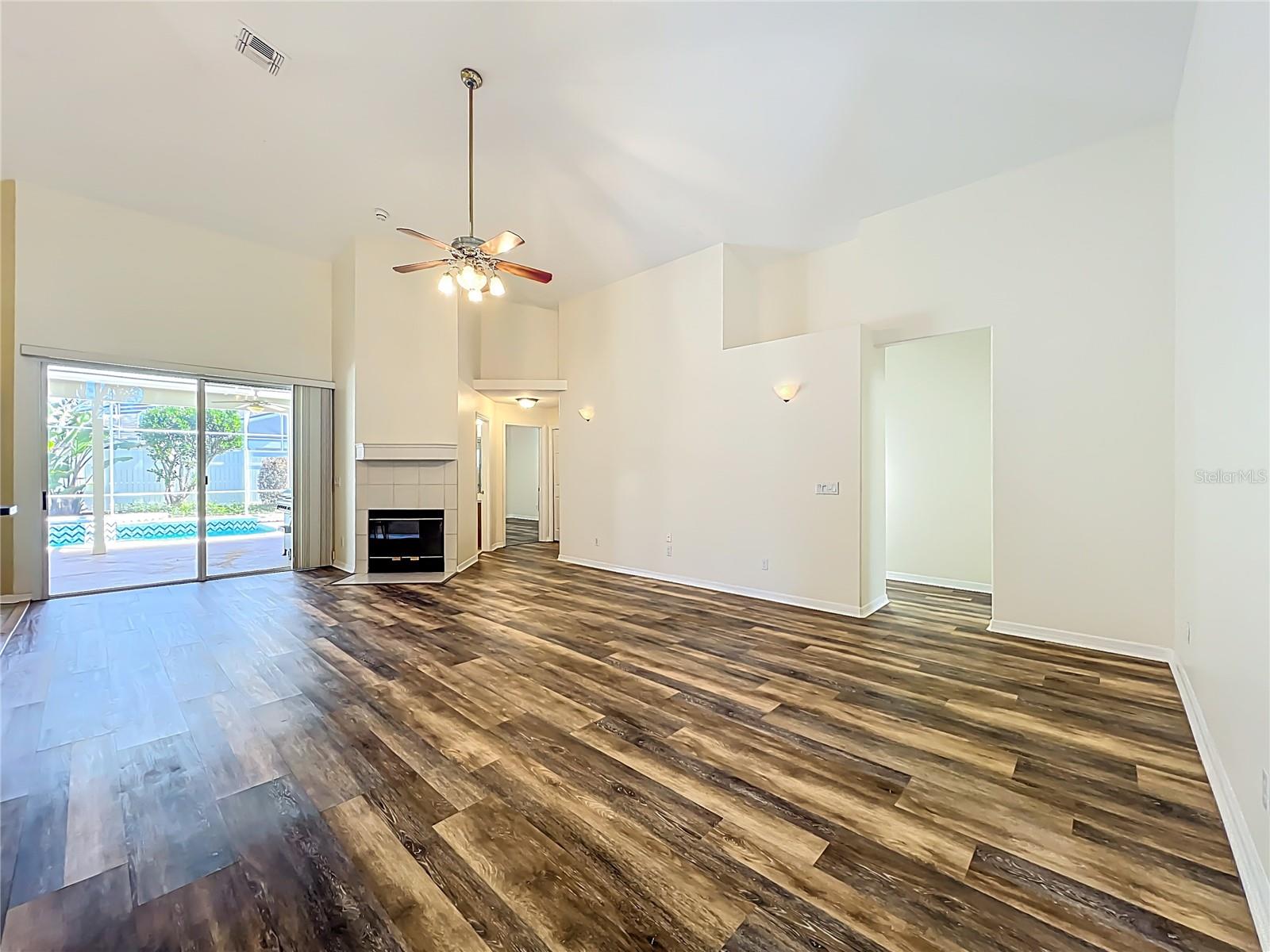 Image 52 of 76 For 2909 Smithfield Drive