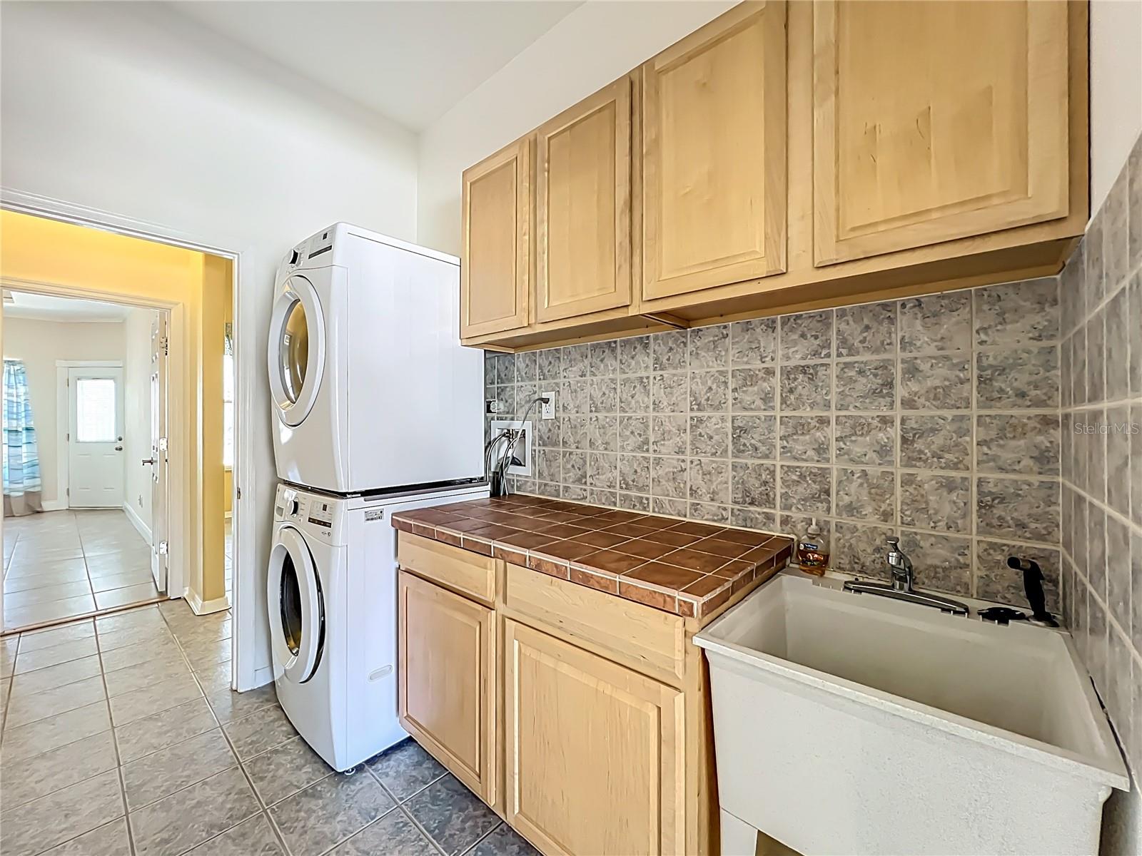 Image 66 of 76 For 2909 Smithfield Drive