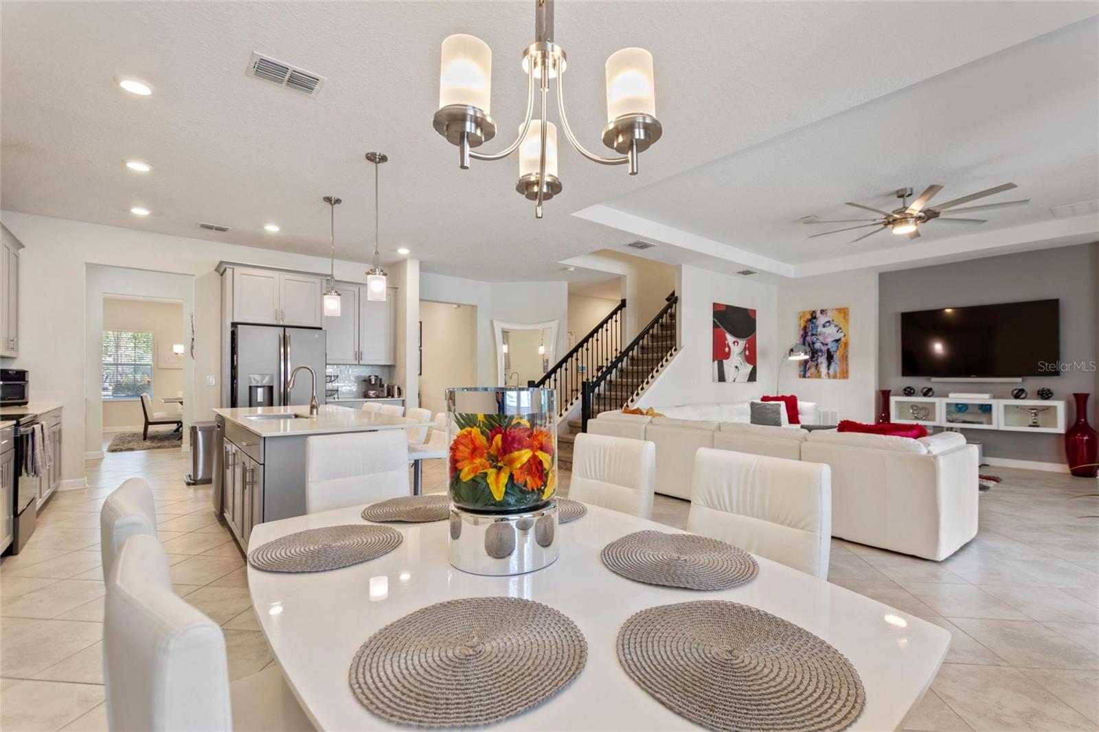 Image 16 of 82 For 8811 Bally Neal Looop