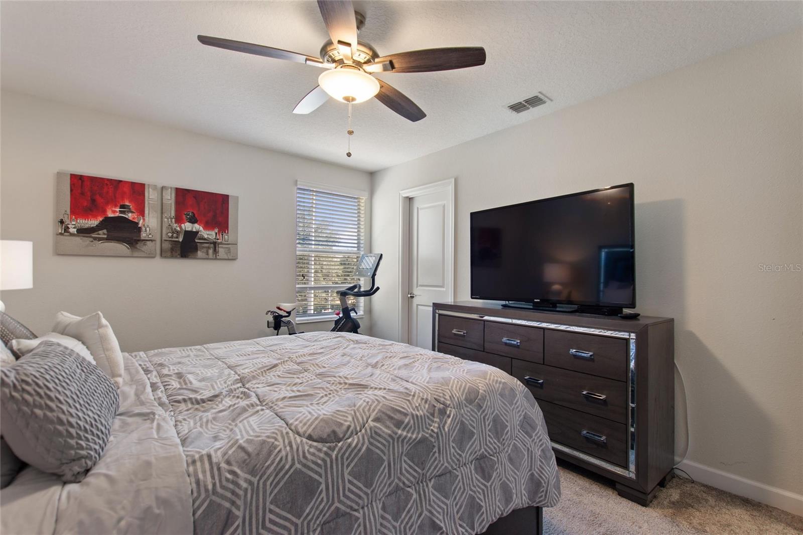 Image 39 of 82 For 8811 Bally Neal Looop