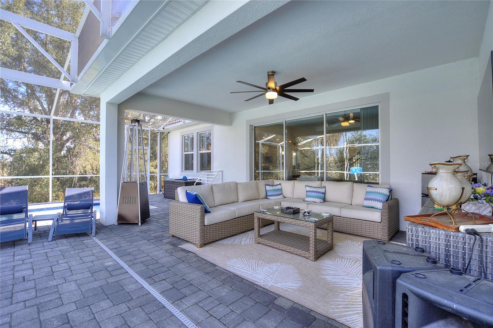 Image 46 of 82 For 8811 Bally Neal Looop