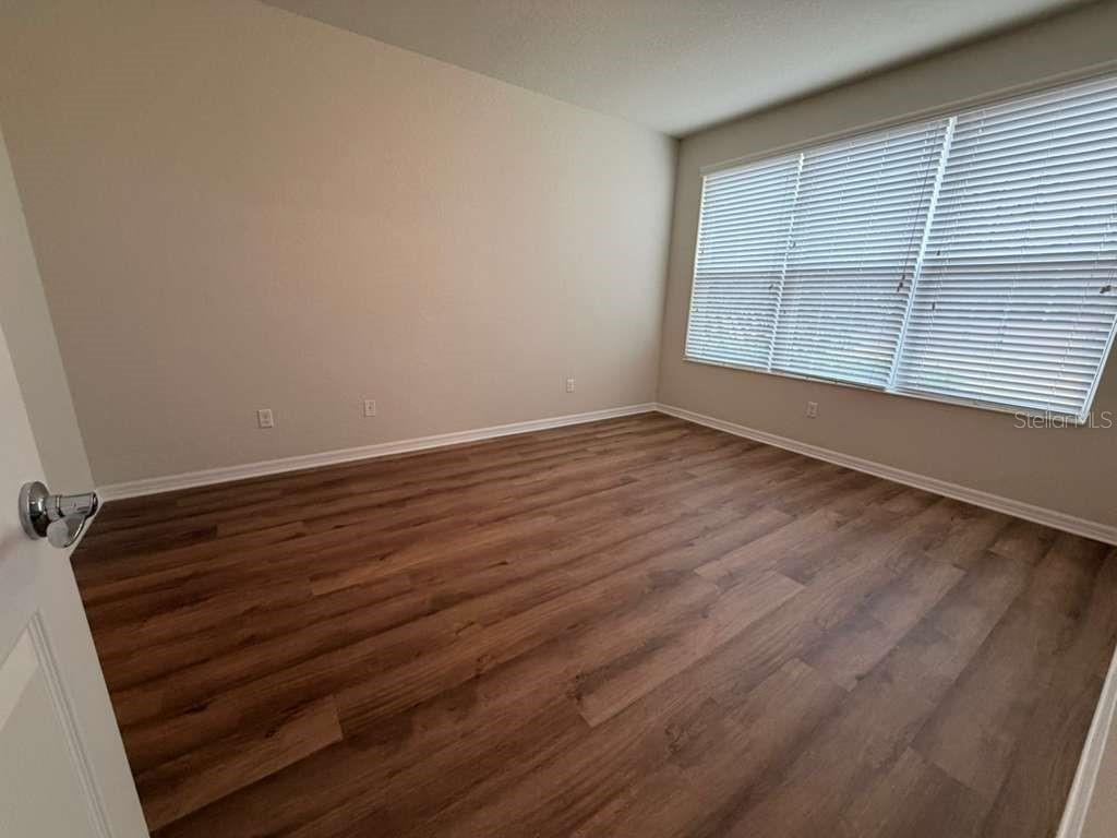 Image 17 of 34 For 8347 Bella Tierra Court 10445