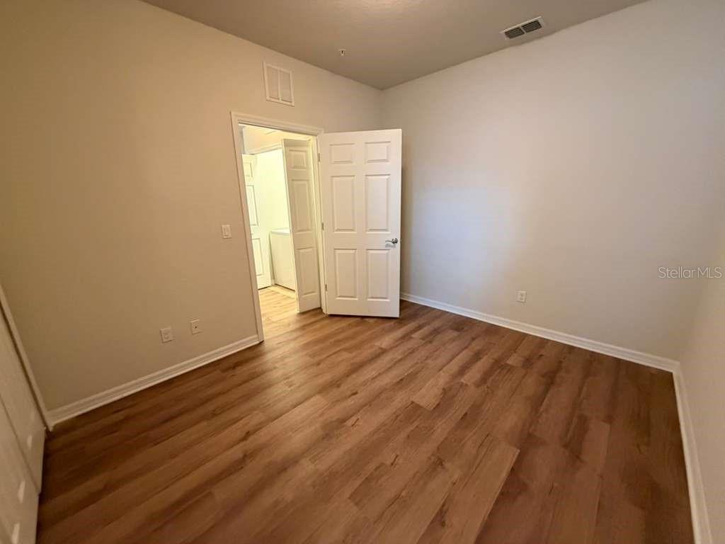 Image 21 of 34 For 8347 Bella Tierra Court 10445