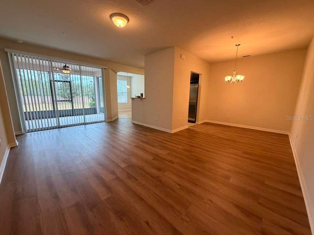 Image 7 of 34 For 8347 Bella Tierra Court 10445