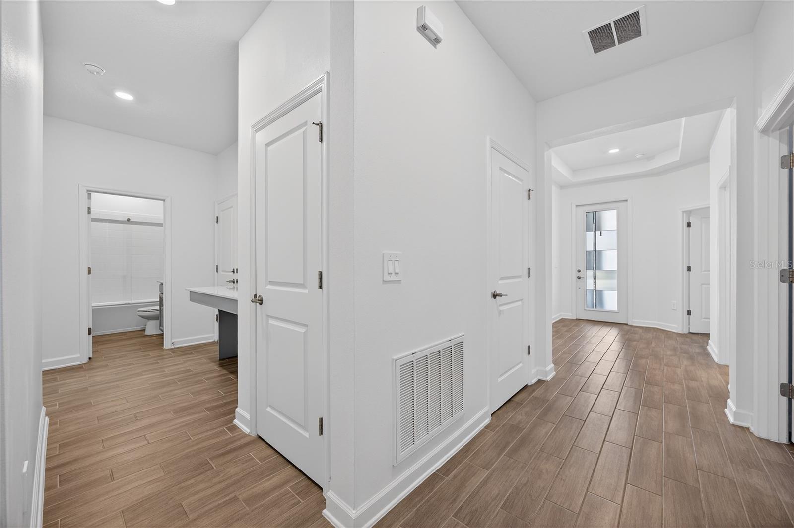 Image 19 of 79 For 11128 Lore Way