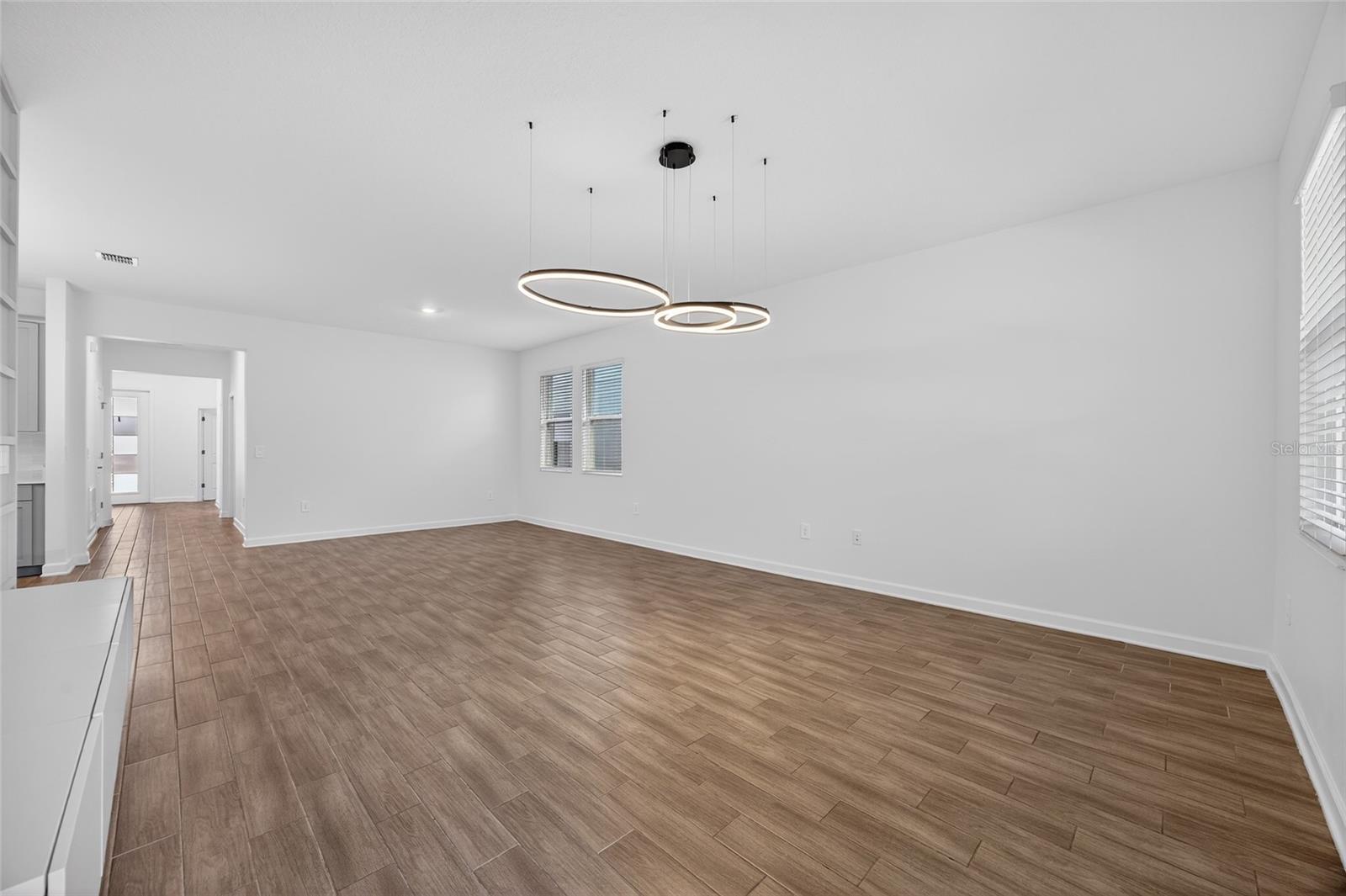 Image 30 of 79 For 11128 Lore Way