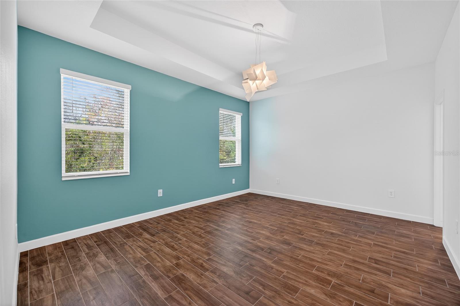 Image 31 of 79 For 11128 Lore Way