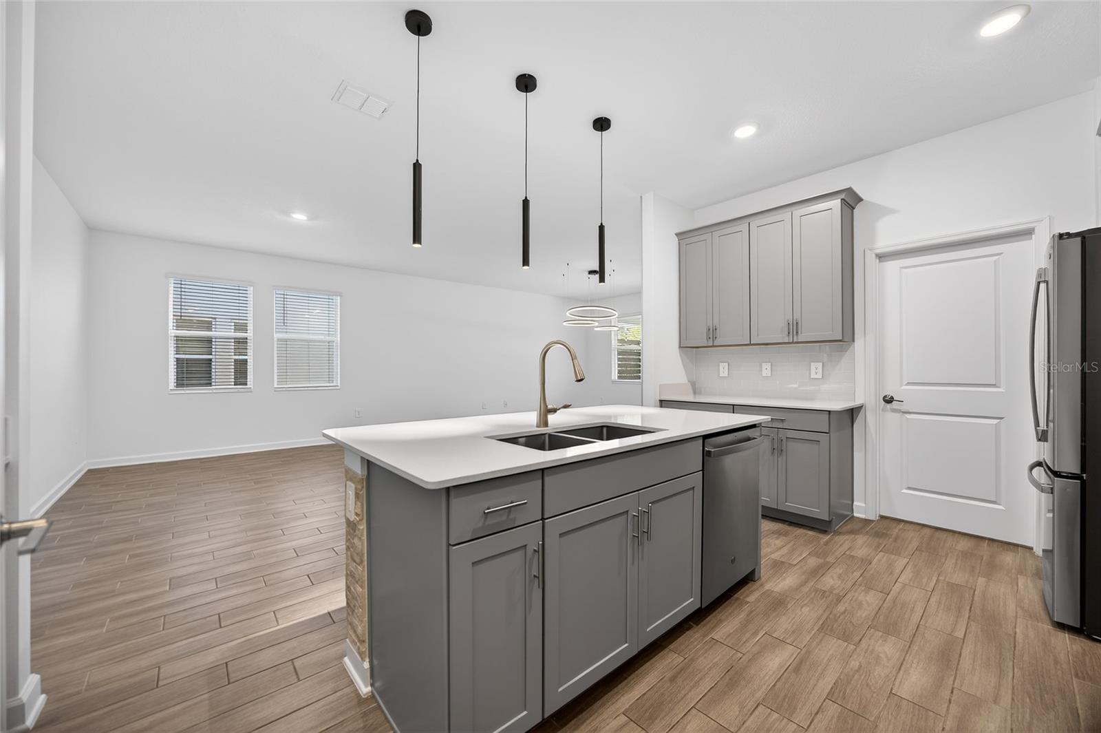 Image 41 of 79 For 11128 Lore Way