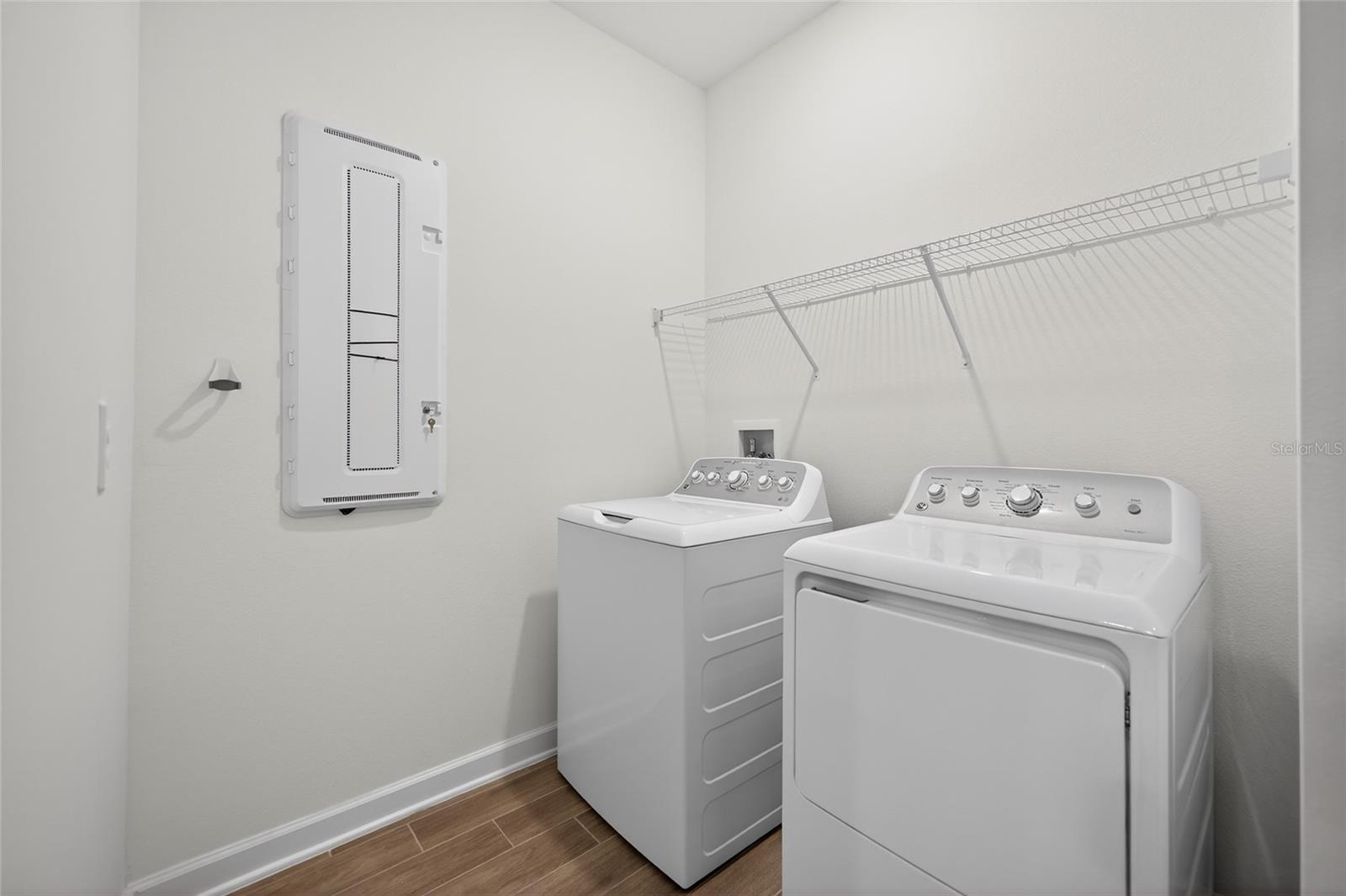 Image 54 of 79 For 11128 Lore Way