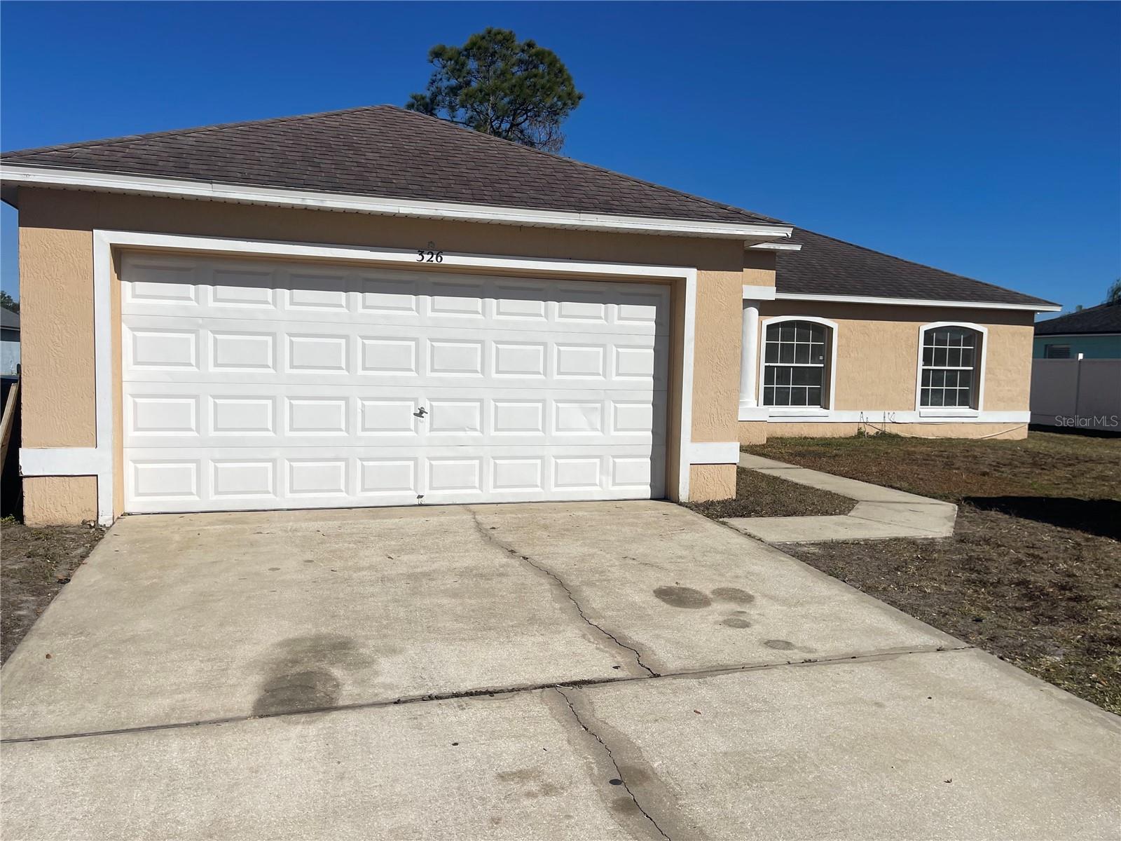 Details for 326 Chelmsford Court, KISSIMMEE, FL 34758