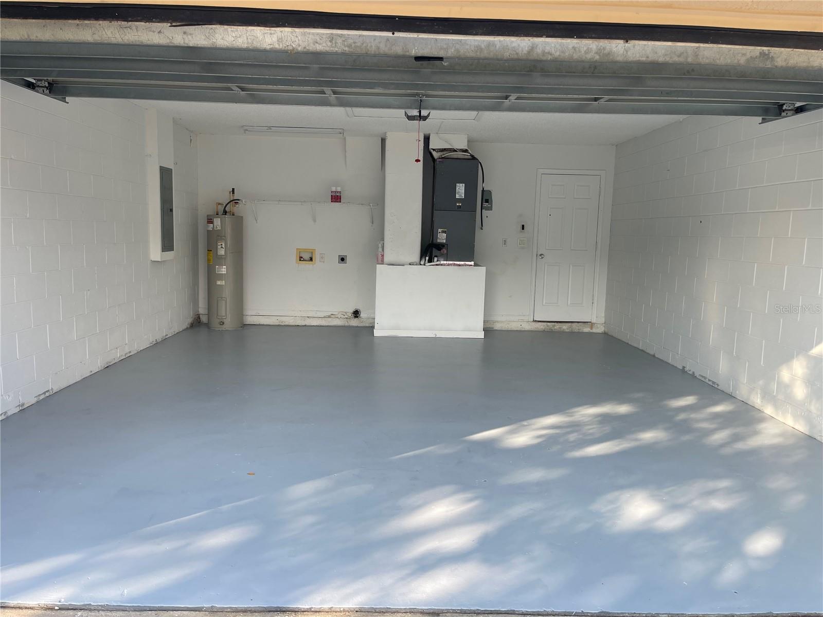 Image 4 of 19 For 326 Chelmsford Court