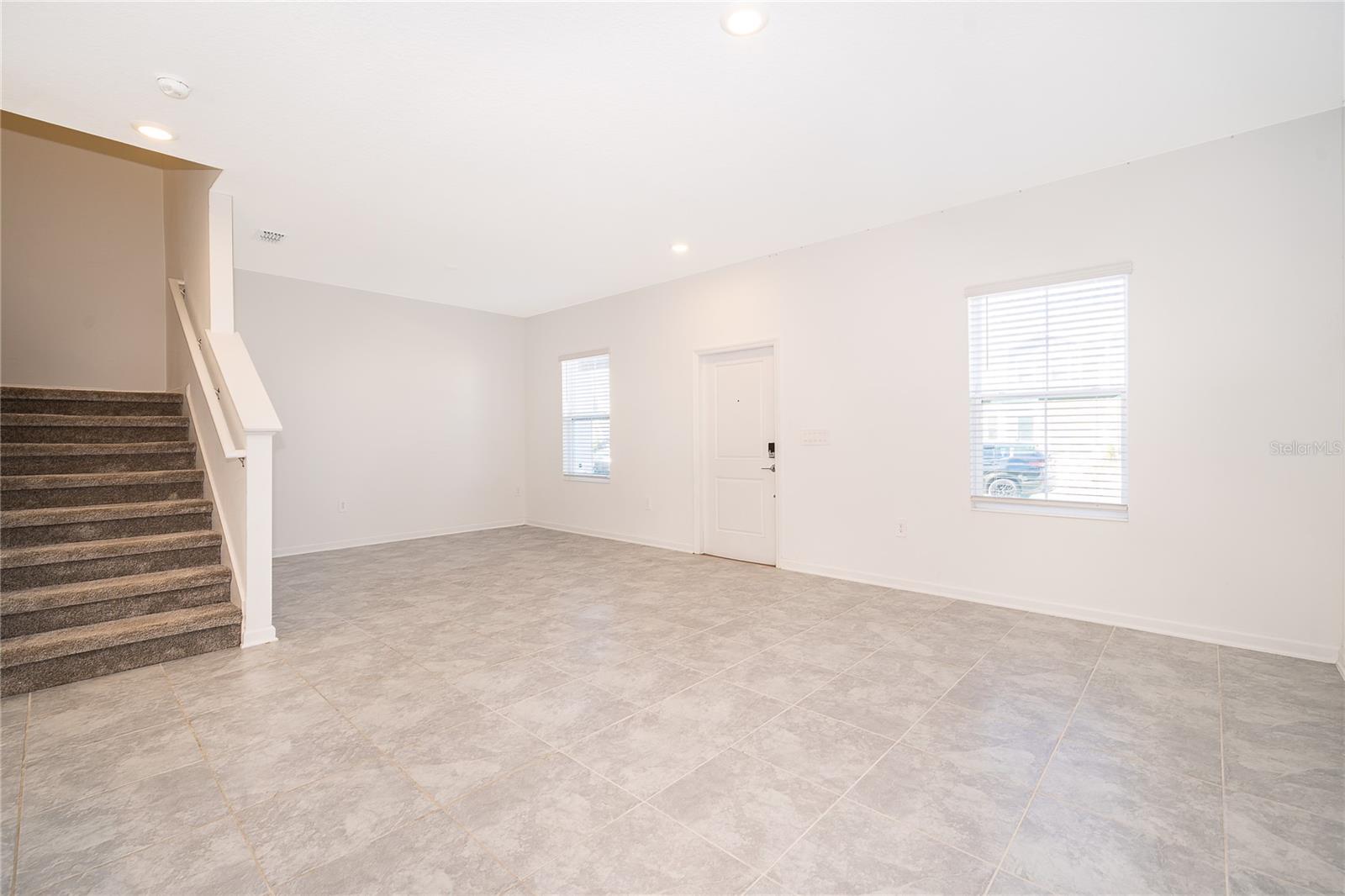 Image 6 of 20 For 6092 Peaceful Parkway