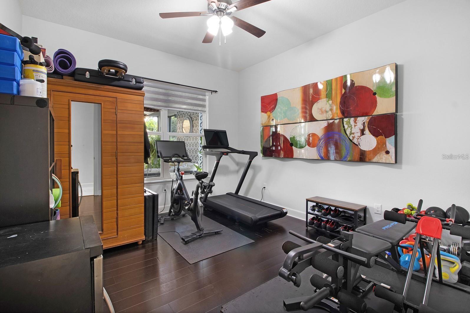 Listing photo id 27 for 4371 Summer Breeze Way